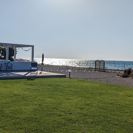Lambou Beach Sunset Soroni エクステリア 写真